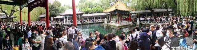 文章列表|4000桌排队等吃饭!全国网友在刷一句话,瞬间泪目