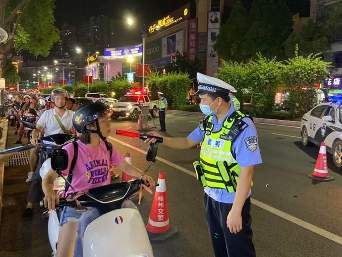  事故|梧州交警这半年丨事故处理大队：愿为平安“守夜人”