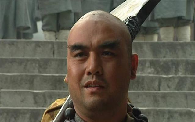  差点|宋江曾经因为一件事，差点杀了武松，幸亏鲁智深出言相救