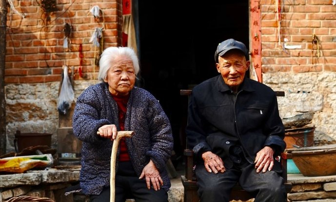 儿女|老了住养老院和住儿女家，哪种更舒坦？听听这4位老人的真心话