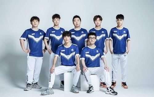 突破|突破极限战至终章，eStar身怀荣耀告别舞台