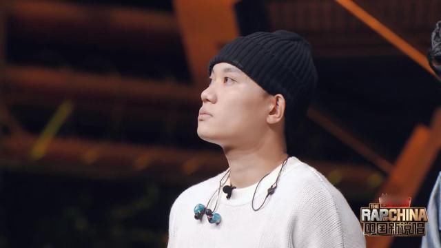  选手|GALI现场Diss《新说唱》，李佳隆怒怼键盘侠，有个性的音乐更吃香