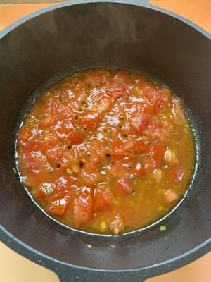 火腿|好吃到舔碗??酱汁浓郁美味的茄汁火腿焖面