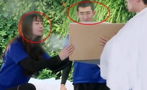  玩游戏|杨颖玩游戏时闻不到臭味，李晨脱口而出6个字，揭露baby“虚伪的面具”