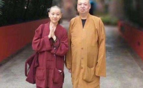  颜值|她4岁出道，有颜值有演技却退出娱乐圈，如今竟削发为尼！