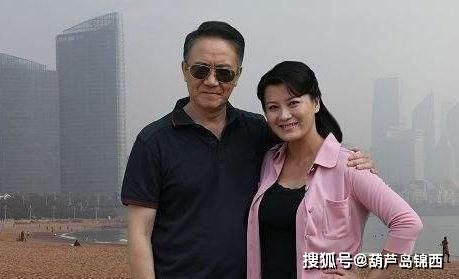  张瑞琪|27岁拍戏47岁才火，深感对不起前妻，所以至今他都在努力补偿前妻