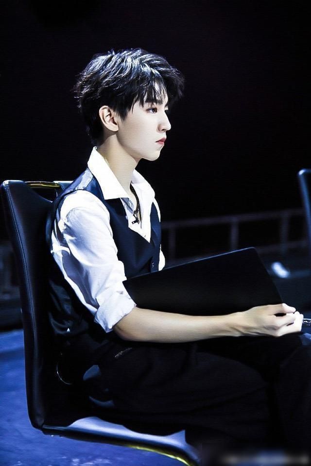 身上|王俊凯你的身上,总是有一种让我热泪盈眶的力量