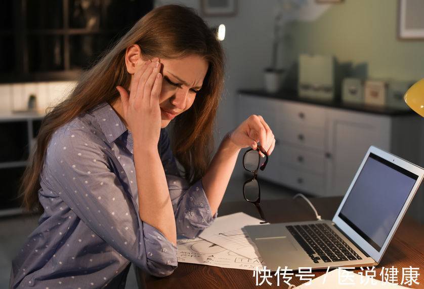 女性内分泌失调这6个小办法搞定(女性内分泌失调，或与这6个不良习惯有关，了解后，尽量避免)