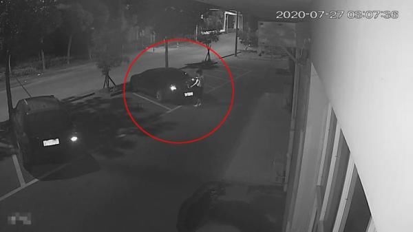 嫌疑人|凌晨3点，酒足饭饱的零零后小伙竟干出这事……