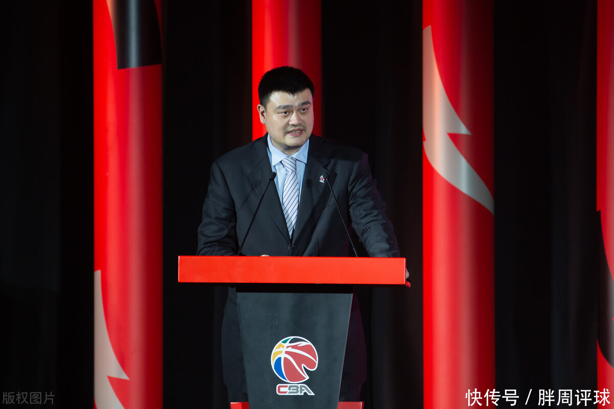 深夜22点，CBA官宣确认，杨鸣争冠遭重创，郭艾伦赵继伟遗憾