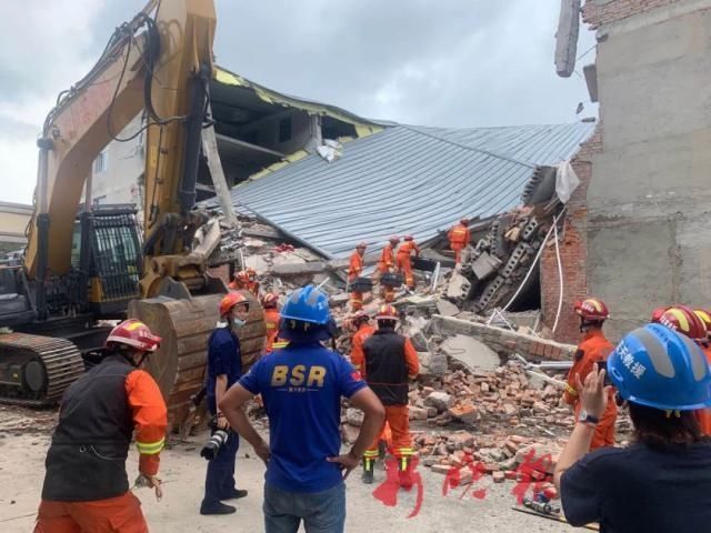  全力|突发！一仓库坍塌7人被困！正全力搜救