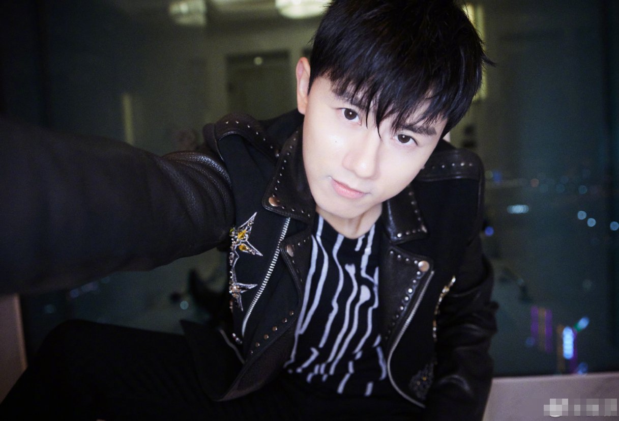  导师|《创造营4》导师疑曝光，阵容强大受期待，却因为年龄大引争议？