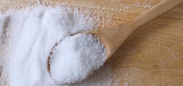  等于|都是食盐，加碘盐、无碘盐和低钠盐有什么区别？买错等于浪费钱