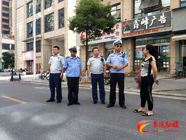 生命|【城市靓起来】茶陵消防救援大队联合交警部门再出重拳整治“生命通道”