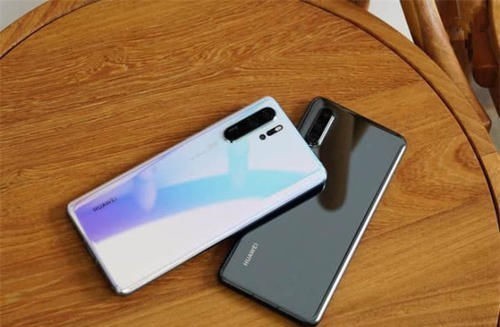 直线|华为旗舰机价格直线下滑,麒麟980依旧强悍,网友直呼买早了