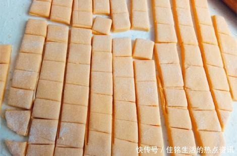 添加|纯手工南瓜小馒头,闲时给孩子做的零食,绿色健康,无任何添加