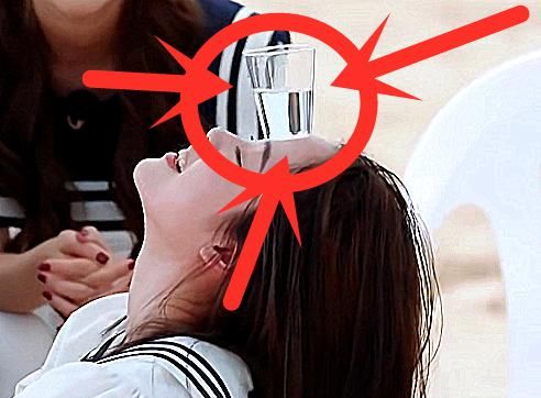  吴宣仪|欧阳娜娜和吴宣仪做游戏，杯中水的高度却不一样，区别对待明显