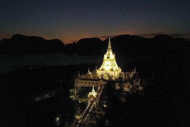 参观|种草！最适合夜晚参观的5大泰国美寺