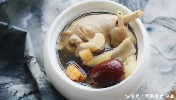  养人|天气炎热时，这些食材最养人！