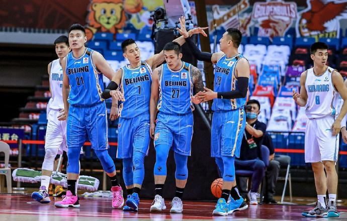  易建联|CBA半决赛G1广东VS首钢4大看点，易建联缺阵能否成为比赛胜负手？