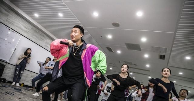  杨凯|《街舞3》被吐槽熟面孔太多, 肖杰杨凯这些元老到底该不该来?