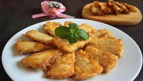 做法|炸带鱼,有人用淀粉,有人用面糊,大厨教你正确做法,别再乱炸了