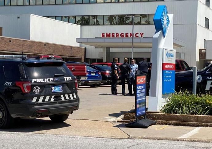  葬礼|男子给8岁儿子办葬礼，葬礼还没结束他却丧了命