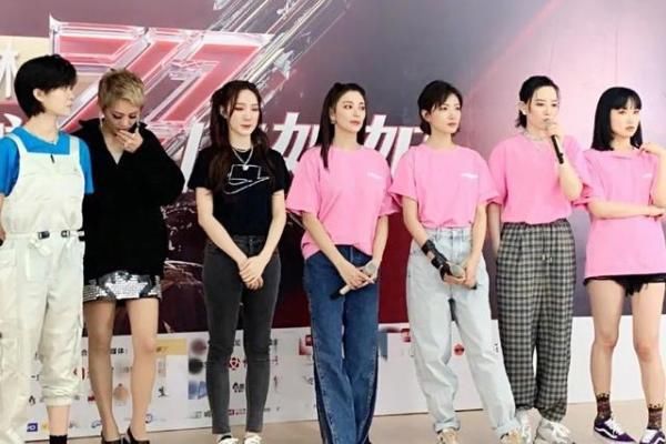  成团|原创宁静被曝因万茜不想参加团综，官博一周没声音，刚成团就要黄？