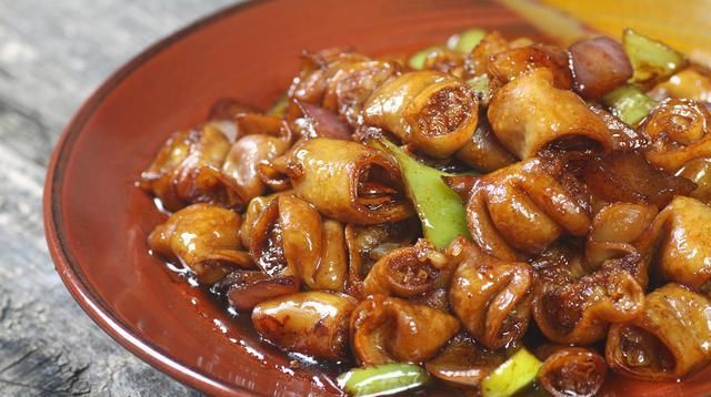  好吃|卤肥肠，肉质鲜嫩，自己做健康卫生，比外面买的好吃三倍