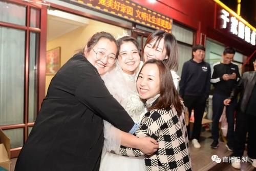 解孝欣|感动！援鄂英雄解孝欣，结婚了！