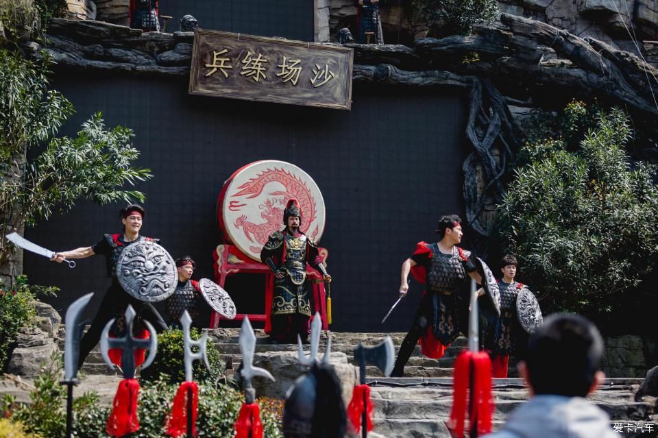 主题酒店|杭州有很多美景与动人的故事,宋城千古情的表演也非常震撼