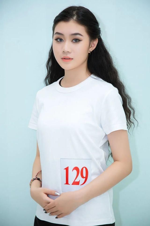  重庆|80位重庆小姐复赛选手齐亮相，小姐姐邀你投票喽！