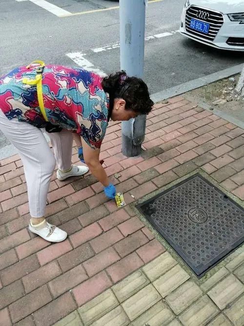 市南区|忍不住，撕一张！市南区发动居民手撕小广告倡议书