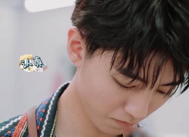  想到|日久见人心！中餐厅员工外出聚餐，只有他想到了王俊凯！