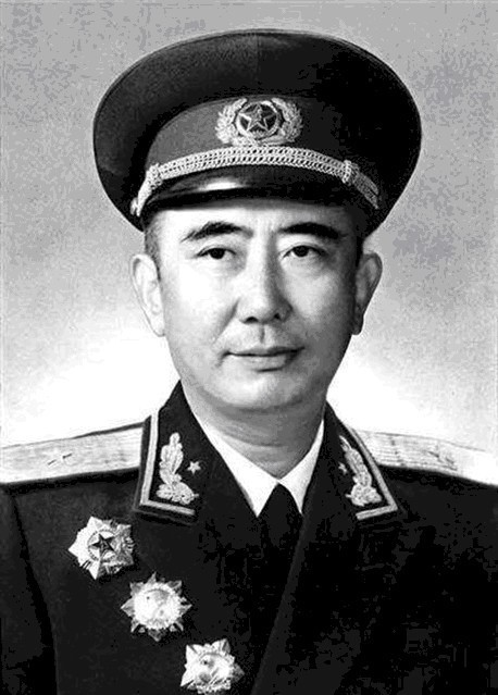 八路军|抗战中，国民党将军们学的游击战教材，竟是21岁的八路军战士写的！