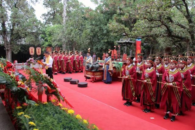  诞辰|孔子诞辰2571周年，建水举行秋季祭孔大典