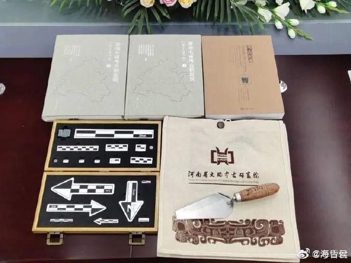  湖南|湖南留守女孩高考全省文科第四，报北大考古被喷没“钱”途……