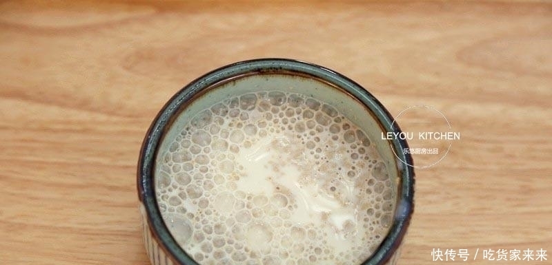  面团|1碗面粉、1包牛奶、1个鸡蛋, 烙好的饼和面包一样好吃