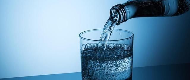 内幕|揭秘13个食品广告拍摄内幕!为什么你的汉堡,跟广告永远不一样