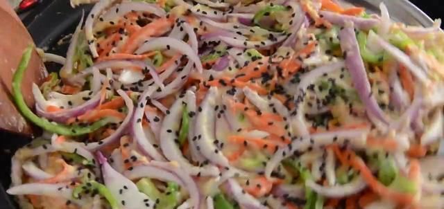  加上|洋葱早餐饼最好吃的做法，加上两个鸡蛋，出锅比肉还香