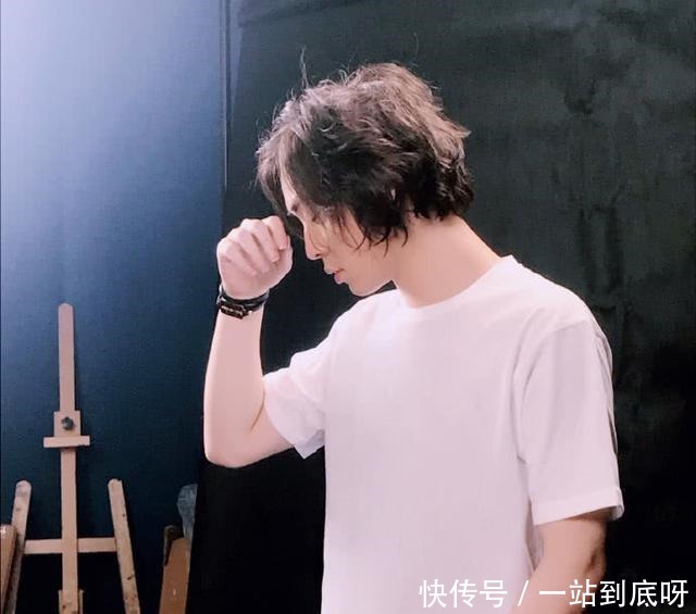 出炉|电竞圈红人排行榜出炉LPL解说超越张大仙牌面拉满,小钰第三!