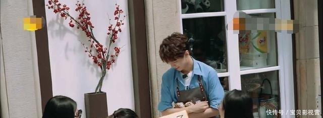 霸气|王俊凯做饭节目疑作假,《中餐厅》官博霸气回复真相只有一个!