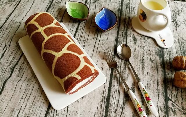  美味|可爱的长颈鹿蛋糕卷，颜值与美味共存，俘获你的心！