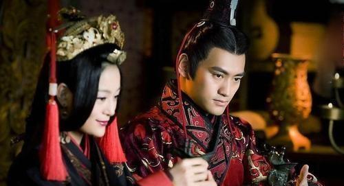 丈夫|丈夫打仗多年生死不知，多年后妻子被召入宫，才知丈夫是皇帝