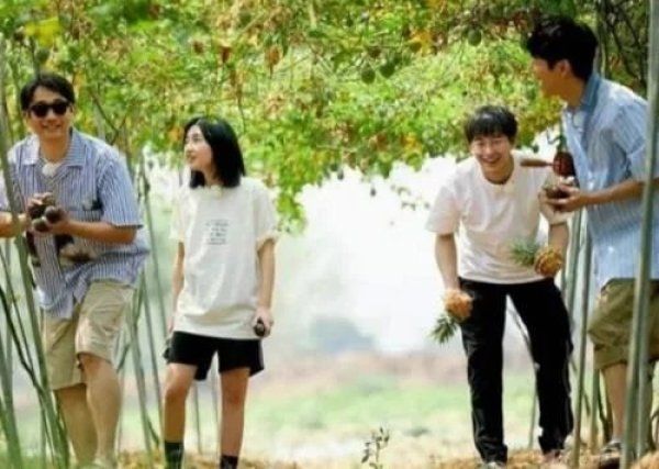  曝光|《向往4》曝光黄磊厨艺作假，看清冰箱食材后，网友：懒得装了！