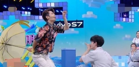  下期|《快乐大本营》下期厉害了，王一博游戏王者上线，赵丽颖还是输了