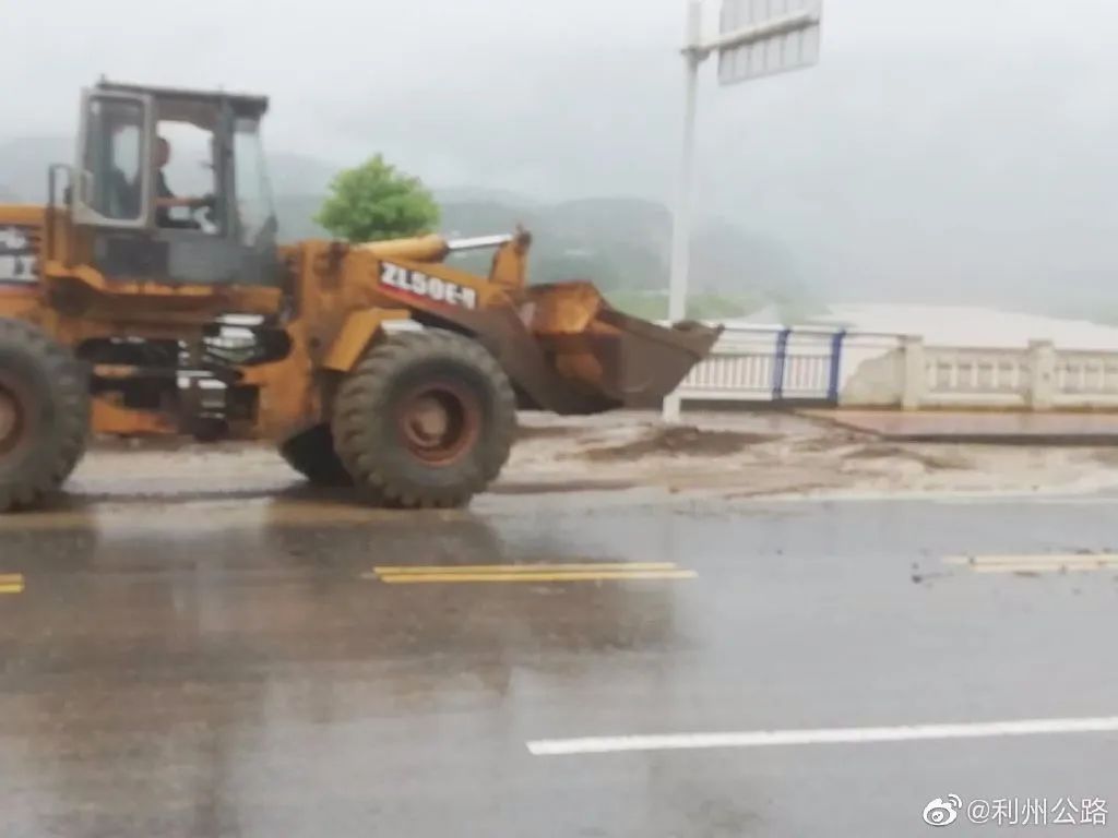 暴雨|暴雨蓝色预警又来！四川成都、绵阳、德阳等13市州今天有强降雨