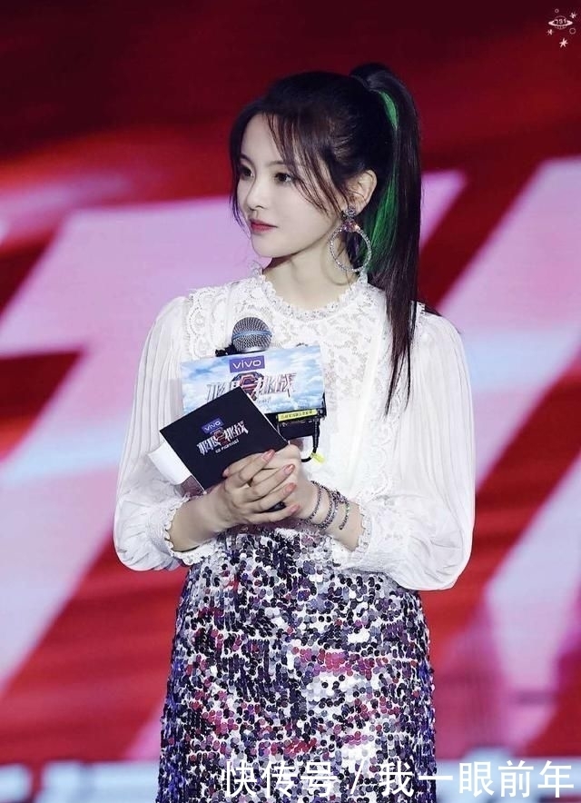 张艺兴和|极限挑战:张艺兴迪丽热巴缺席发布会,杨超越成飞行嘉宾惊艳亮相