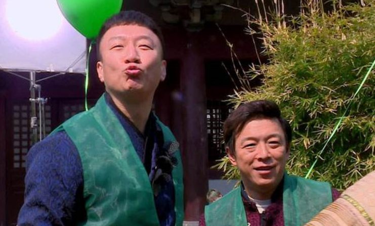  何炅|当年退出《极挑》另有苦衷？黄渤曾多次恳求何炅，却连吃闭门羹！