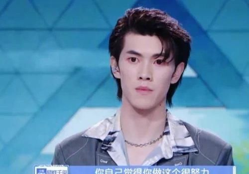  回锅肉|《少年之名》易烊千玺谈努力，网友：老练且天真，他说了什么？